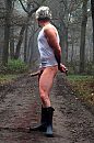Verfrissende boswandeling ..., foto 680x1024, 2 reacties, 10 stemmen
