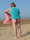 Lekker op het strand, foto 1544x2048, 0 reacties, 6 stemmen
