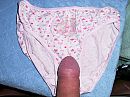 Playing with young panties, foto 3648x2736, 0 reacties, 0 stemmen