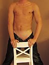 Stand up, foto 748x984, 0 reacties, 3 stemmen