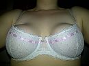 White bra, foto 2000x1500, 8 reacties, 40 stemmen