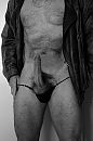 ..., foto 680x1024, 1 reacties, 3 stemmen