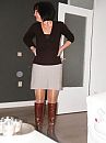 Black, foto 570x760, 4 reacties, 38 stemmen
