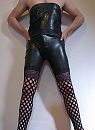 GEil in latex, foto 874x1184, 15 reacties, 31 stemmen