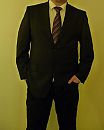 Sharp dressed man, foto 452x565, 2 reacties, 7 stemmen