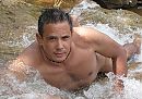 Skinny dip, foto 422x296, 4 reacties, 7 stemmen
