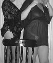 Twee dames, foto 2089x2461, 6 reacties, 46 stemmen