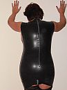 Wauw latex, foto 601x800, 10 reacties, 51 stemmen