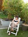 even relaxen in de tuin, foto 1166x1555, 1 reacties, 21 stemmen