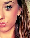 me, foto 438x542, 9 reacties, 13 stemmen