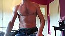 op bed, foto 1280x720, 1 reacties, 5 stemmen
