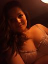 vriendin in bh, foto 2448x3264, 4 reacties, 22 stemmen