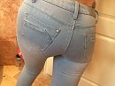 Baby makes her blue jeans talk, foto 1280x960, 9 reacties, 44 stemmen