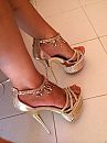 Shiny shoes Will blind you ..., foto 480x640, 24 reacties, 84 stemmen