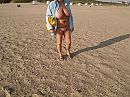 alleen op strand, foto 2048x1536, 1 reacties, 15 stemmen