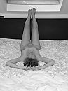 beauty on bed, foto 3000x4000, 9 reacties, 76 stemmen