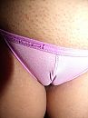cameltoe, foto 768x1024, 4 reacties, 17 stemmen