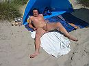 lekker op het strand, foto 1024x768, 3 reacties, 14 stemmen