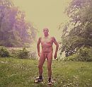 naakt in het park, foto 951x907, 0 reacties, 0 stemmen