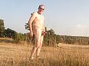naakt op de veluwe, foto 2435x1824, 0 reacties, 1 stemmen