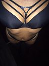 Black, foto 1536x2048, 1 reacties, 12 stemmen