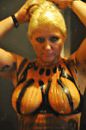 Ellen van Clubslet, foto 200x300, 4 reacties, 45 stemmen