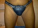 Eros V. string zwart, foto 640x480, 5 reacties, 10 stemmen