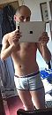 Ik, foto 771x1676, 1 reacties, 2 stemmen