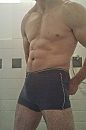 In mijn boxer, foto 1044x1558, 0 reacties, 1 stemmen