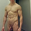 Naakt voor de spiegel, foto 540x529, 0 reacties, 0 stemmen