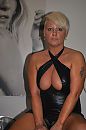 SeXy ElLEn, foto 1296x1936, 5 reacties, 24 stemmen