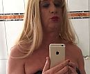 at home relaxing, foto 1275x1052, 4 reacties, 6 stemmen