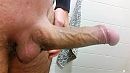 ff in toilet op werk, foto 800x450, 3 reacties, 9 stemmen