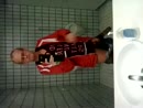 in een openbaar toilet, film 00:00:15, 2 reacties, 11 stemmen