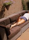 lekker lezen in het zonnetje.., foto 2227x2995, 26 reacties, 160 stemmen