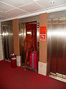 liftgirl, foto 576x768, 3 reacties, 23 stemmen