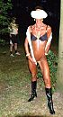 met gluurder3, foto 261x480, 1 reacties, 11 stemmen