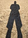 my shadow, foto 800x1067, 6 reacties, 5 stemmen