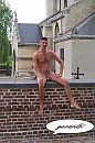 nog een op het muurtje, foto 541x811, 8 reacties, 27 stemmen