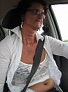 sexy in de auto, foto 1704x2272, 7 reacties, 63 stemmen