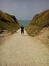 tussen twee heuvels..., foto 480x640, 1 reacties, 3 stemmen