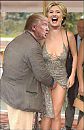 Donald, foto 640x982, 11 reacties, 36 stemmen