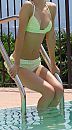 Een tease, of niet?, foto 1724x3071, 5 reacties, 33 stemmen