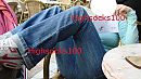 Jeans en sportschoentjes, foto 437x246, 20 reacties, 125 stemmen