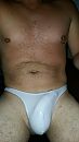 Lekker in witte lakstring!!!, foto 2250x4000, 2 reacties, 9 stemmen