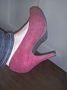 Nieuwe schoenen, foto 1200x1600, 2 reacties, 8 stemmen