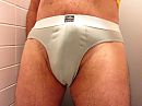 Stijve in slip, foto 1280x960, 0 reacties, 2 stemmen
