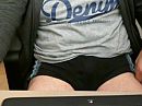 Wie pakt hem uit., foto 320x240, 3 reacties, 3 stemmen