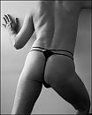 holding the wall, foto 1435x1788, 3 reacties, 14 stemmen