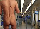 in de trein..., foto 333x249, 4 reacties, 10 stemmen